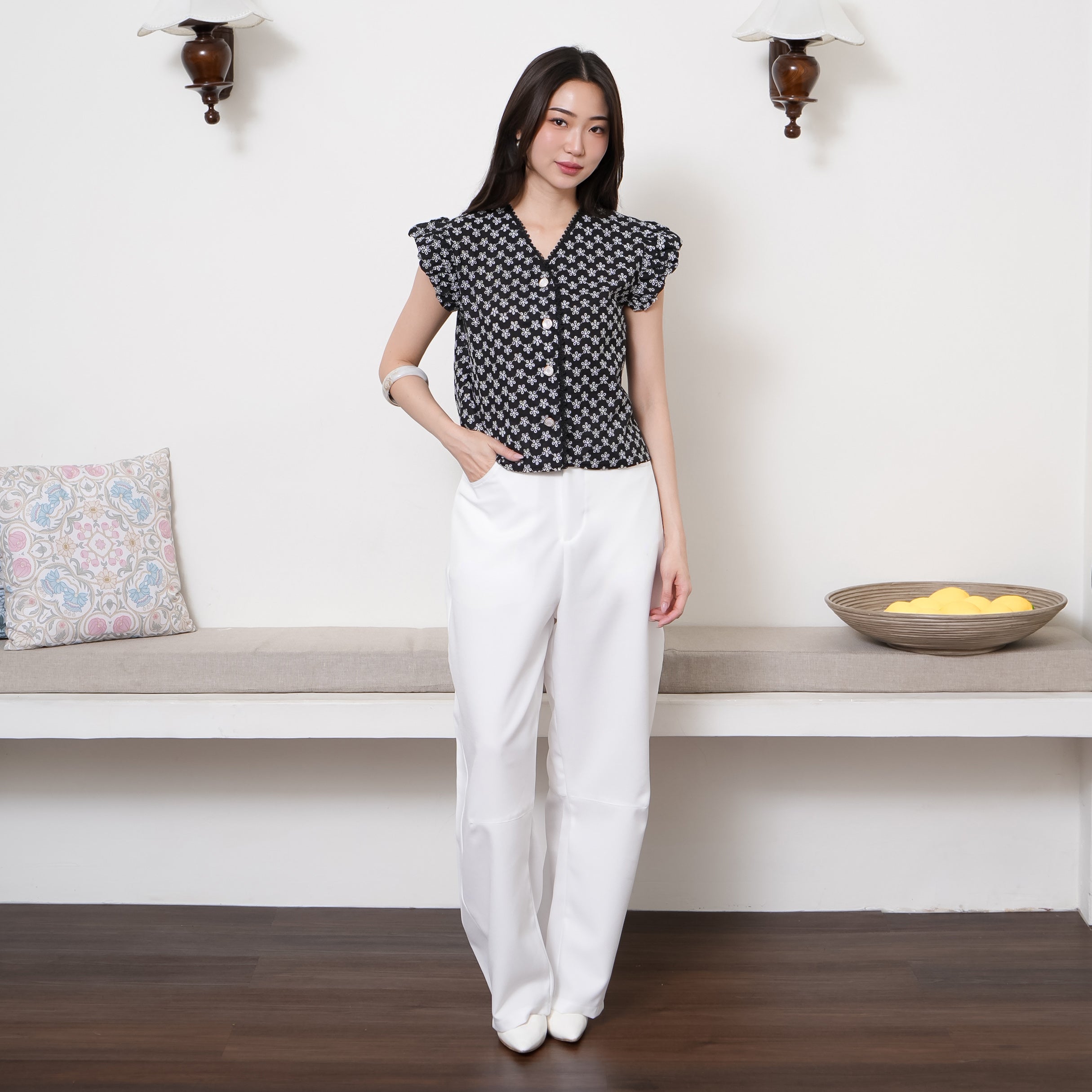 Maëra Embroidered Puff Sleeve Blouse