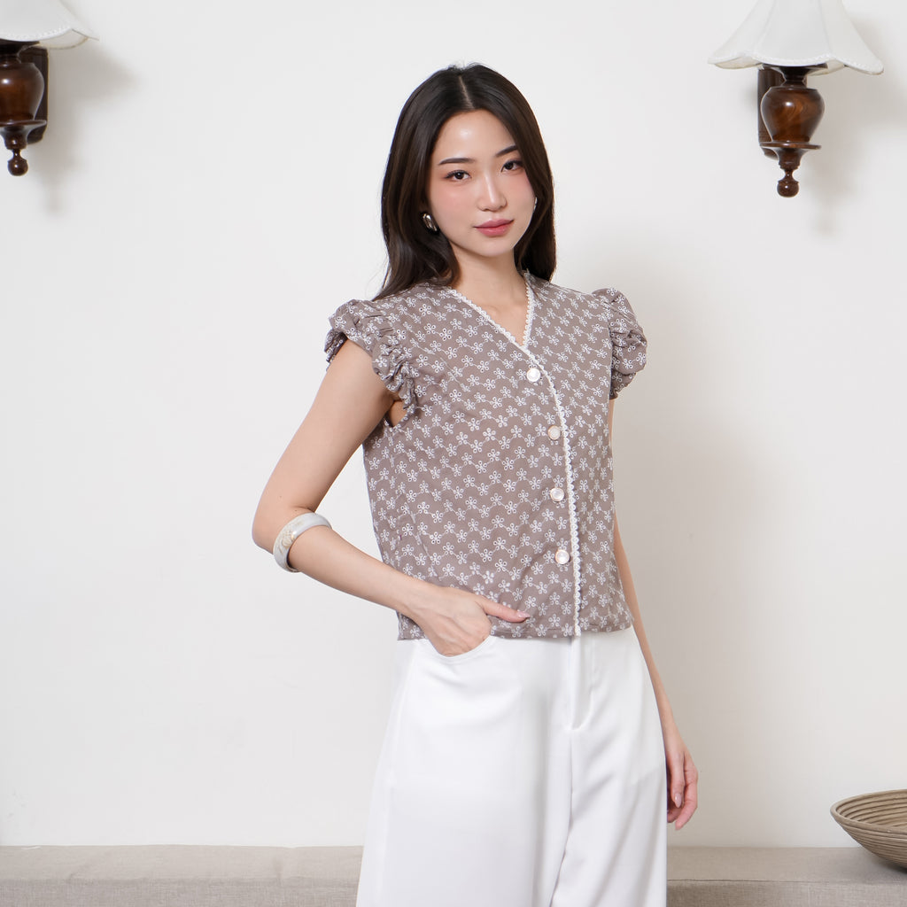 Maëra Embroidered Puff Sleeve Blouse