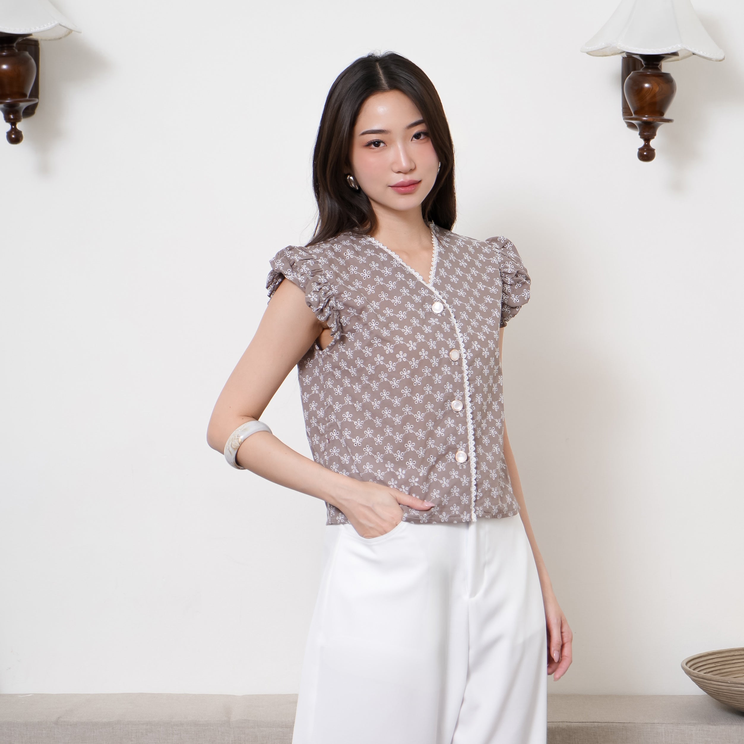 Maëra Embroidered Puff Sleeve Blouse